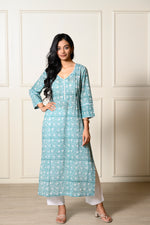 Load image into Gallery viewer, Women&#39;s Sukoon Kurta
