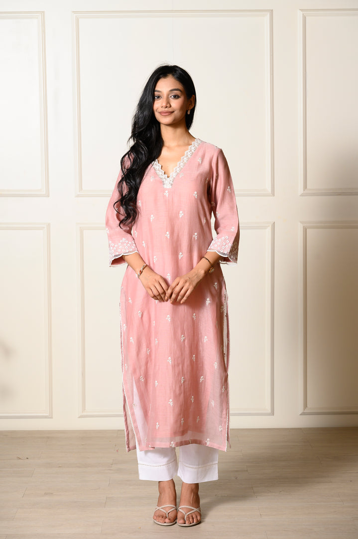 Gulabo Bahar Kurta