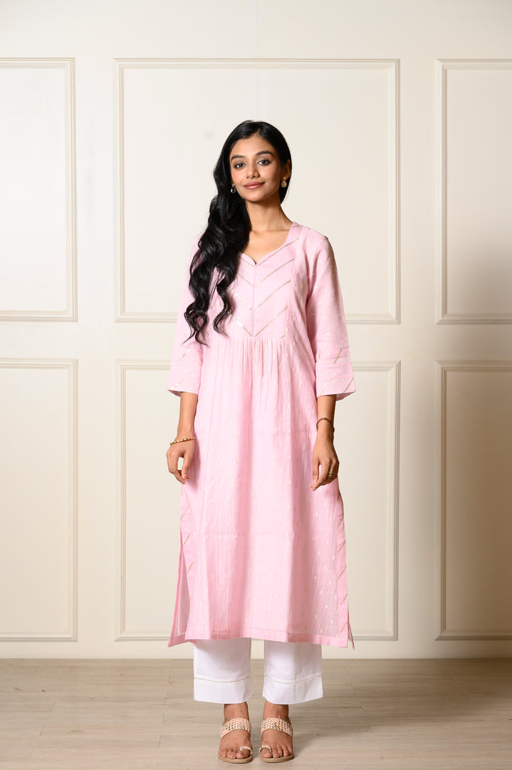 Gulabi Bahar Kurta