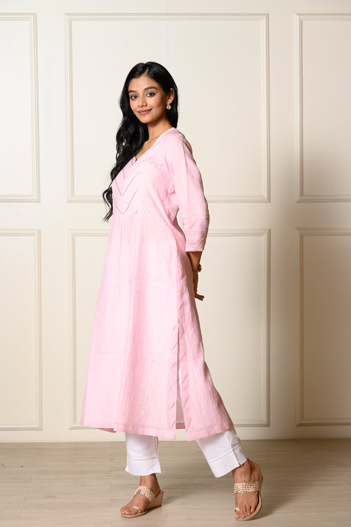 Gulabi Bahar Kurta